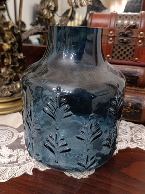 Glass vase like new, 21 centimeters