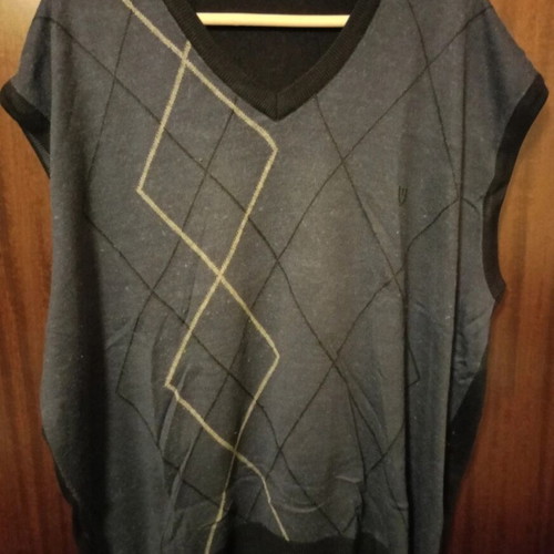 Sweater Vest used, size XXL