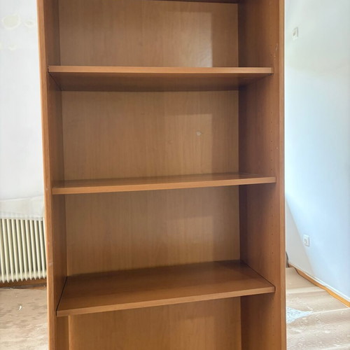 Bookcase used 75 x 186