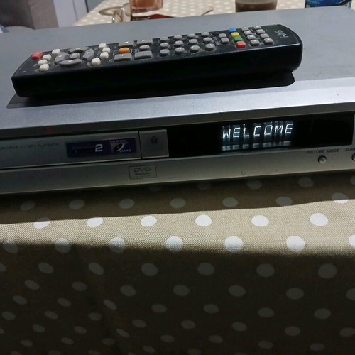 Sony CD, DVD, VCD player like new