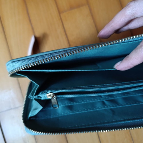 Oriflame wallet like new, blue and turquoise, faux leather