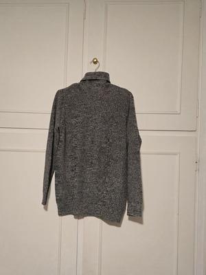 Men's H&M turtleneck gray like new, size M