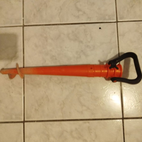 Umbrella base used with tightening screw for beach umbrella
