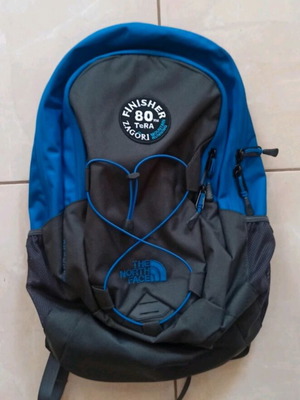 Τσάντα πλάτης The North Face καινούργια, μαύρη και μπλε