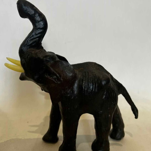 Elephant decorative figure used, leather 18x18x5 cm