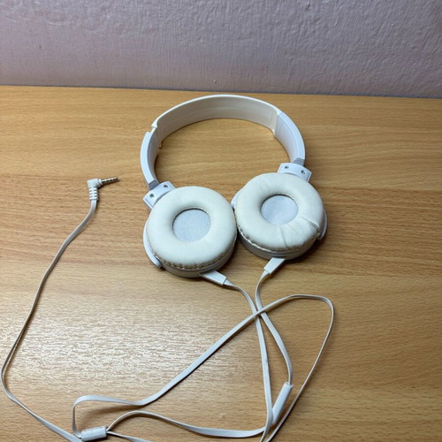 Headphones in excellent condition like new