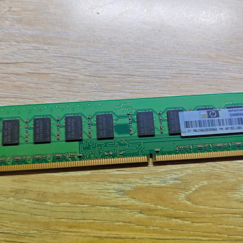 Samsung 2GB DDR3 1333MHz RAM memory like new for desktop