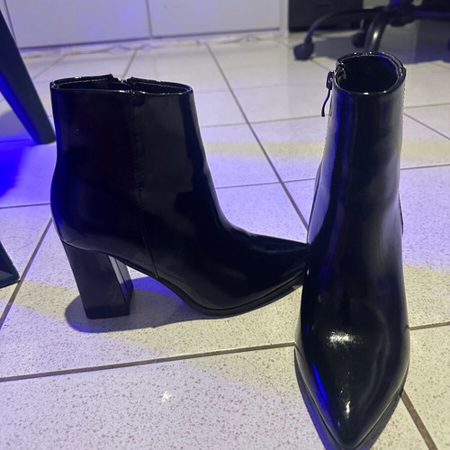 Leather boots black, new, size 36