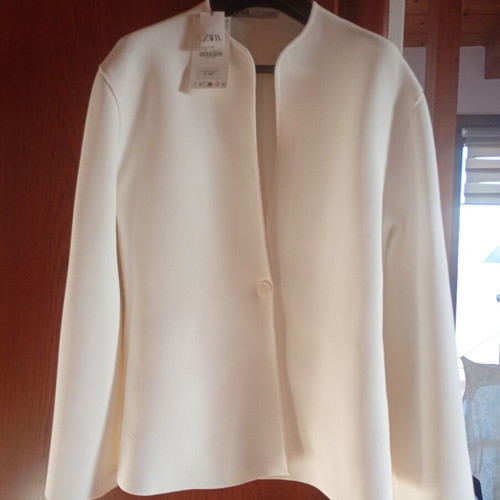 Zara knitted jacket new, white, size large