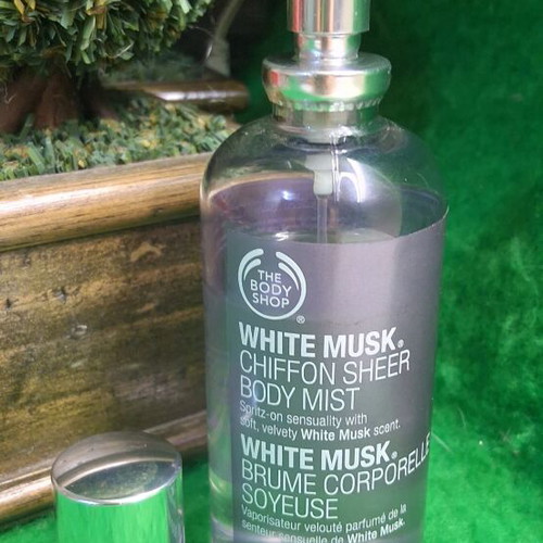 The Body Shop White Musk Chiffon Sheer body mist used