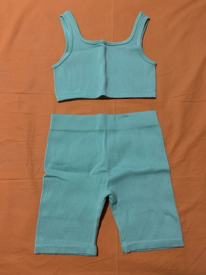 Primark sports set new, size 6/8 years, green