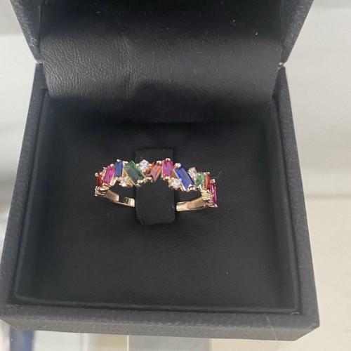 14k Gold Ring like new with multicolor zircon stones