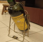 Cutty Sark Blended Scots Whisky 3.785L with metal stand new