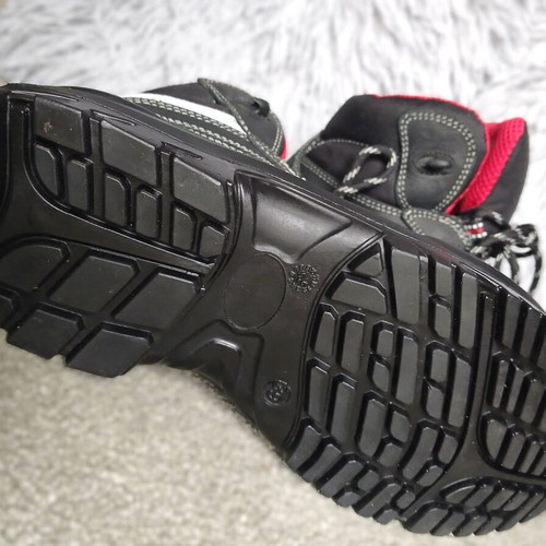 Heckel S3 SRC Safety Shoes Size 39 New Black Boots