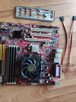 MSI MS-7207 motherboard set with AMD Athlon 64 3700+, 4GB RAM, I/O shield