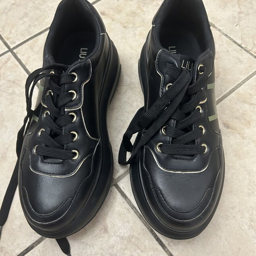 Shoes size 39 new