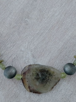 Handmade necklace with glass beads and semi-precious stone like new, green