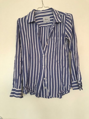 Rails shirt 100% rayon like new, white and blue