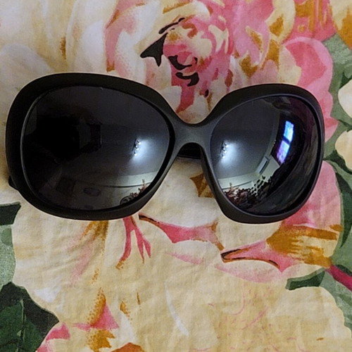 Black sunglasses