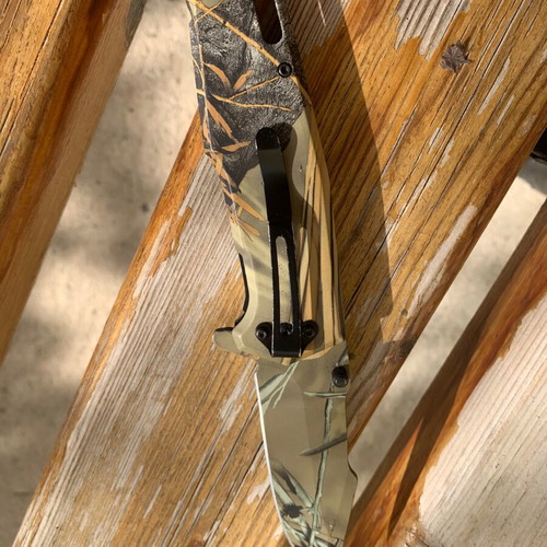 Buck folding knife like new with blade lock