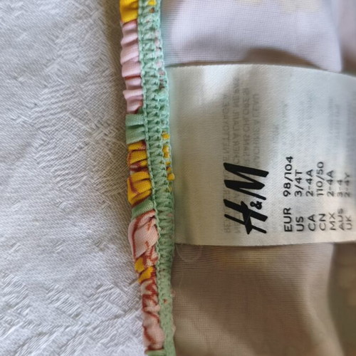 H&M girls' swimwear set like new, size 98-104 cm, colorful, 2 pieces