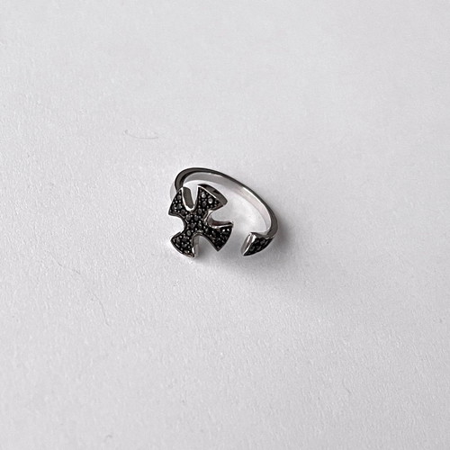 Silver .925 plated ring with black zirconia new