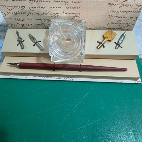 Writing pen gift set with wooden pen and ink bottle