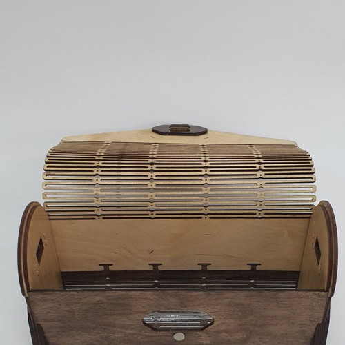 Wooden crossbody bag new with customizable engraving and strap