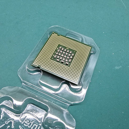 Intel Celeron 2.80GHz used with cooler