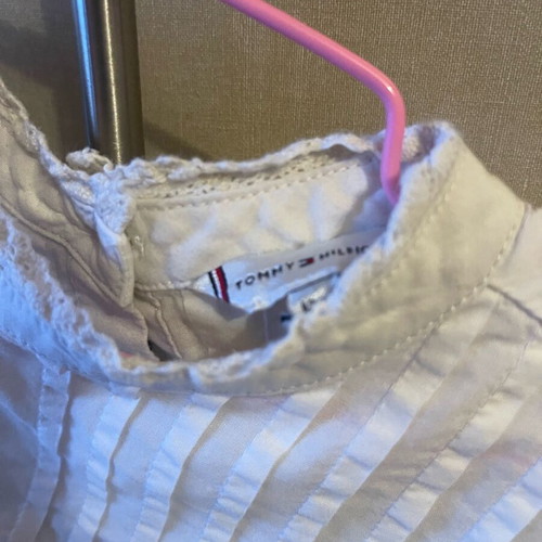 Παιδικό μπλουζάκι Tommy Hilfiger 8 ετών άσπρο σαν καινούργιο