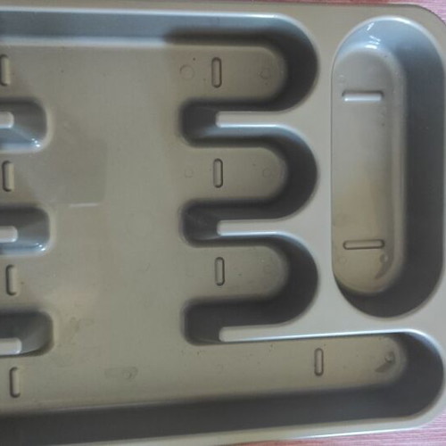 Cutlery tray used