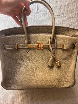 Leather handbag grey like new