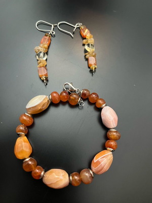 Silver bracelet and earrings handmade like new with orange semi-precious stones