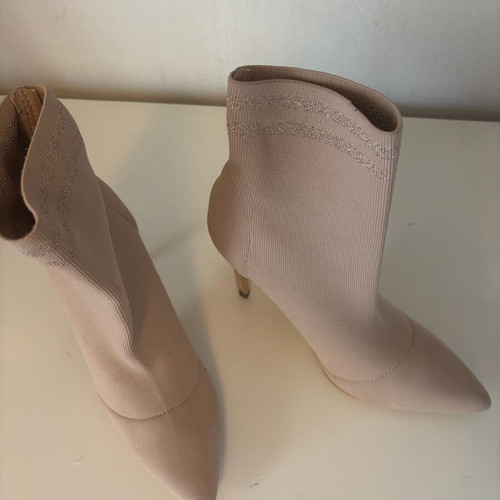 Missguided Carli Bybel x Nude boots used, size 39, beige