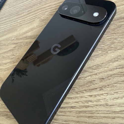 Google Pixel 9 128GB smartphone, black