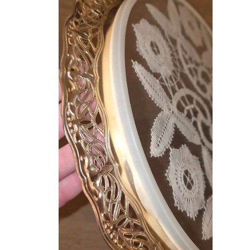 Vintage Decorative Tray 32 cm with Lace-Rim Detail like new