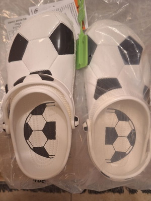 Crocs συλλεκτικά παιδικά σαμπό football, νούμερο 37-38