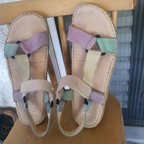 Leather sandals size 40 made in Spain like new, colorful, anatomical
