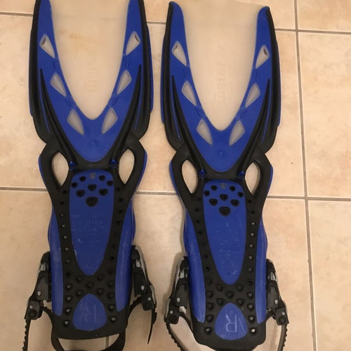 Mares X-Stream Blue/Black Open Heel Fins Size R Like New