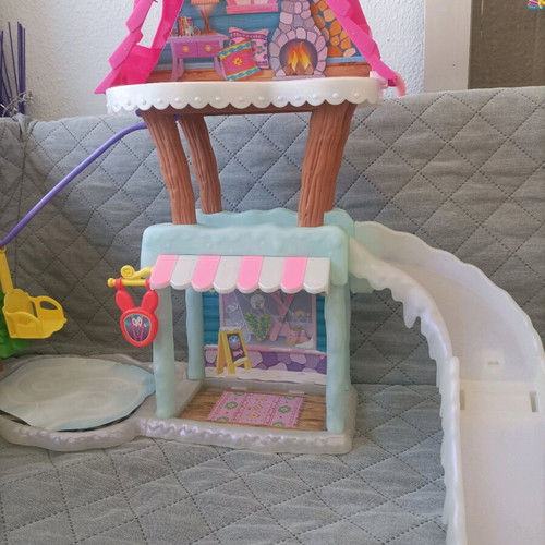 Mattel Enchantimals Miniature Ski Chalet toy used