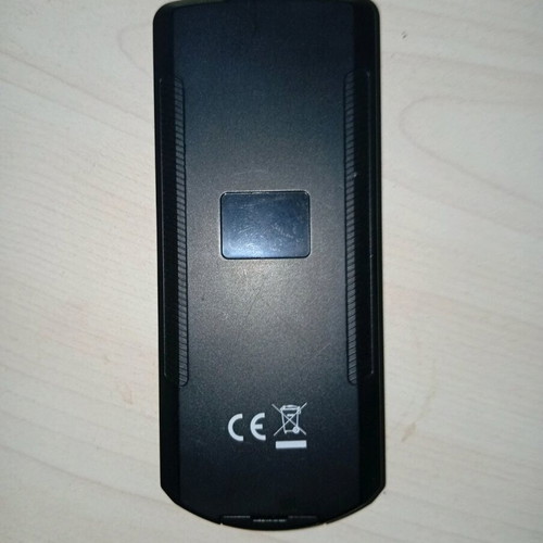 Netvil TV remote control like new