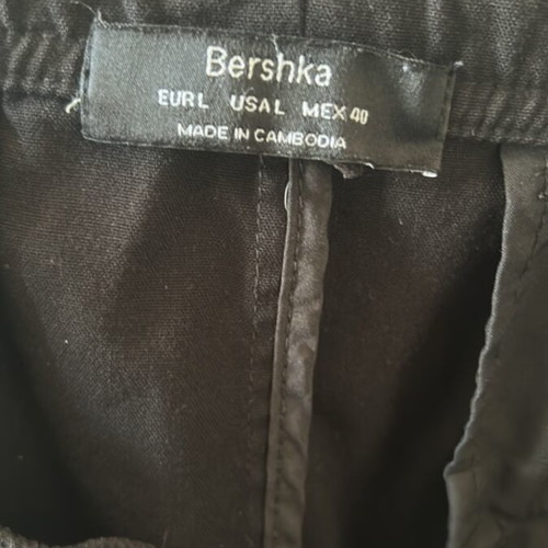 Bershka black pants size L with elastic waistband like new
