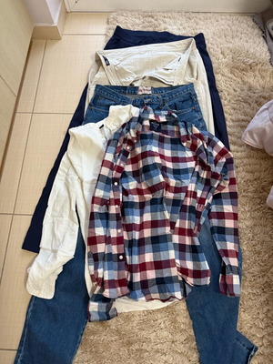 Men's pack of 3 pants and 2 shirts like new, Hollister