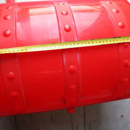 Plastic toy storage chest like new