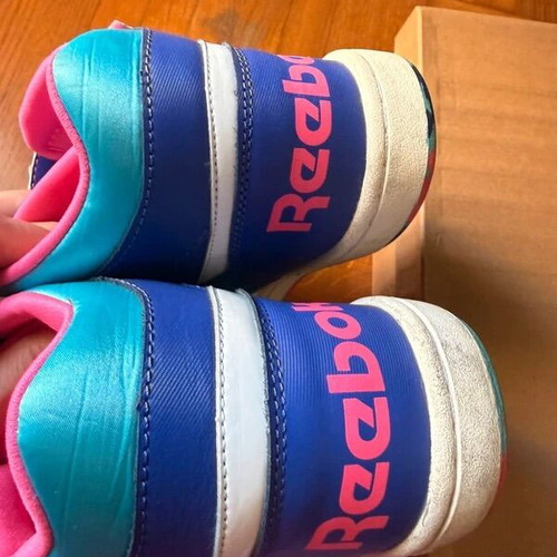 Reebok Retro Athletic Sneakers like new, size 38.5, multicolor