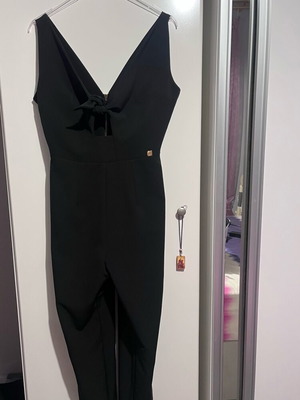 BSB black jumpsuit size M like new