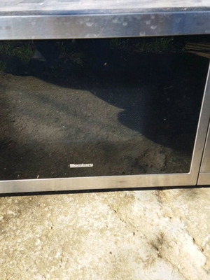Bloomberg oven like new