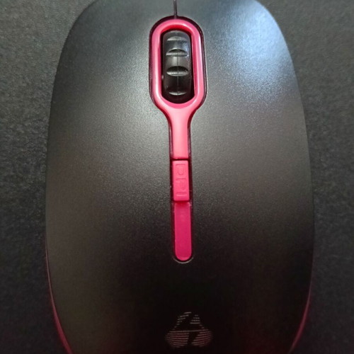 Powertech Wired Optical Mouse like new, ergonomic USB