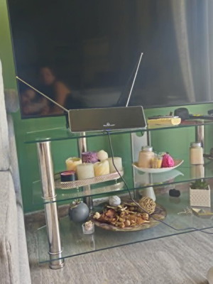 TV stand like new