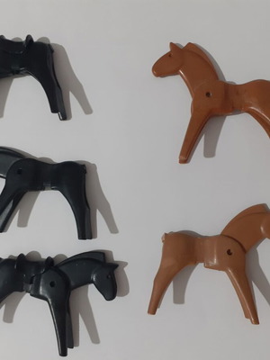 Playmobil vintage horses set with broken tails and loose necks